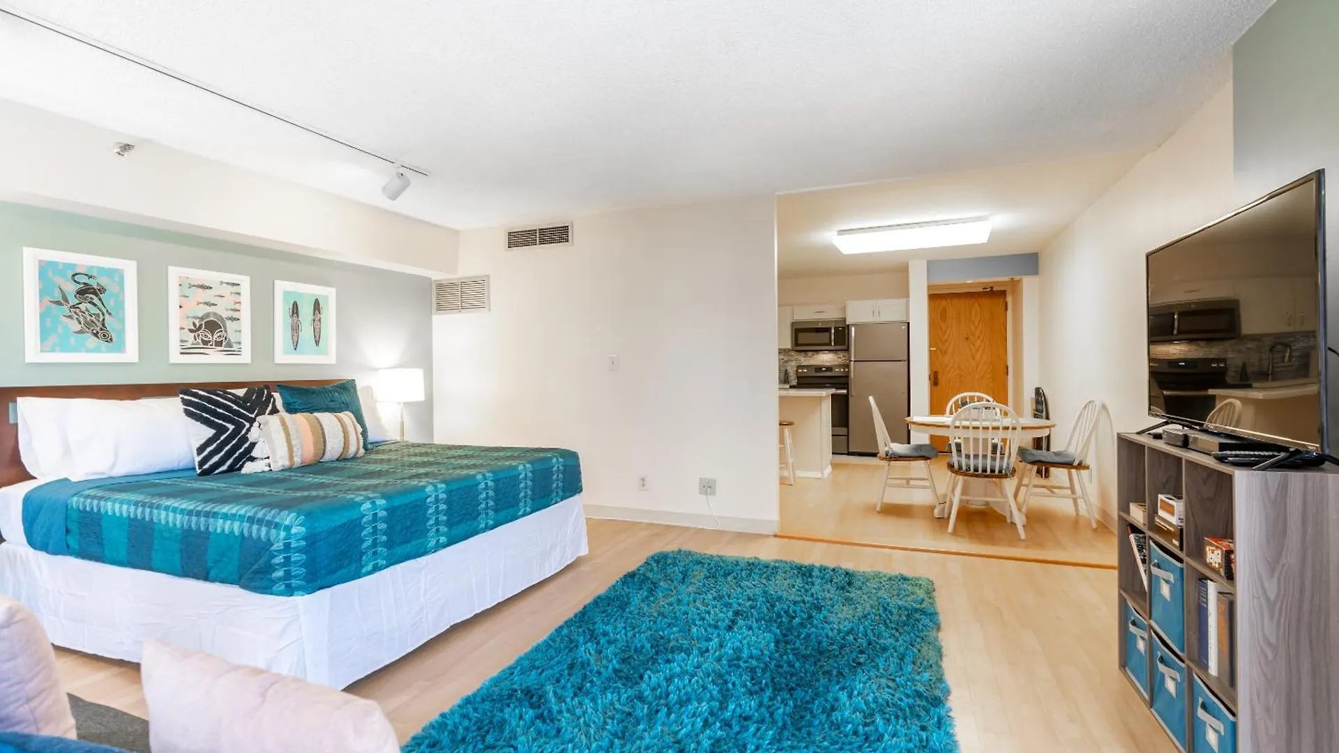 Spacious Downtown Executive Retreat - Free Parking Honolulu Appartement